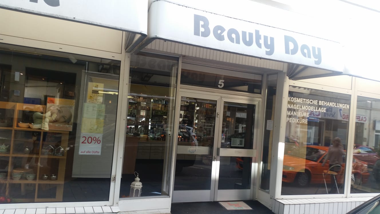 Beauty Day - Kosmetik & Parfümerie